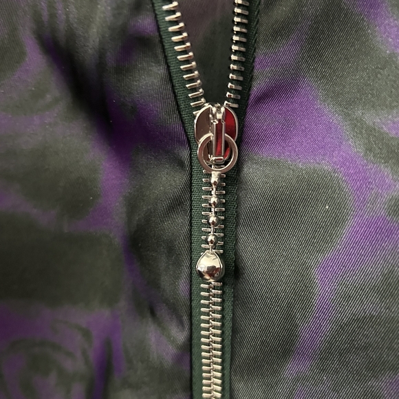 Men's Burberry Rose Jacket - Picture 6 of 8